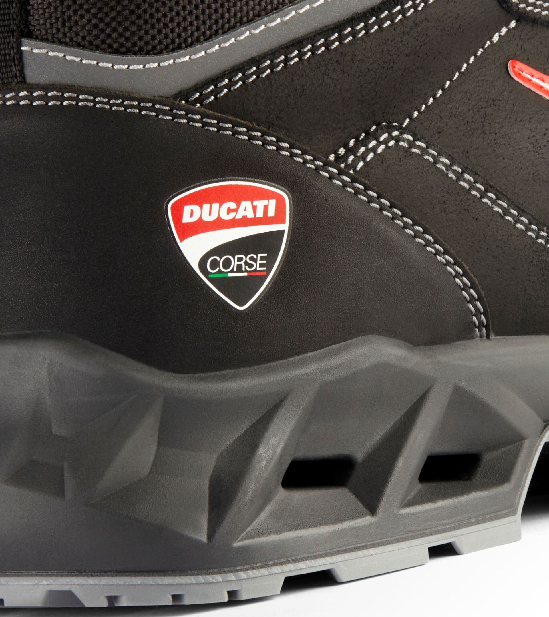Chaussures de sécurité hautes DUCATI SHARK ENGINE S3S FO SR SC ESD - Noir/Rouge image